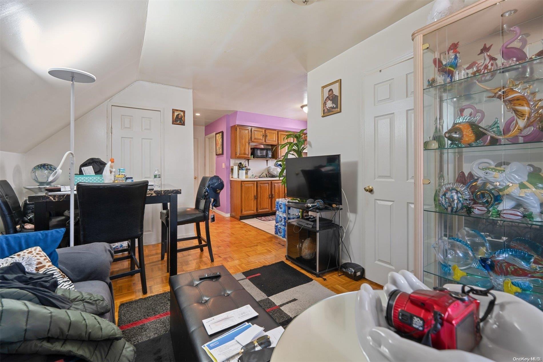 Single Family 194th  Queens, NY 11412, MLS-L3551499-18