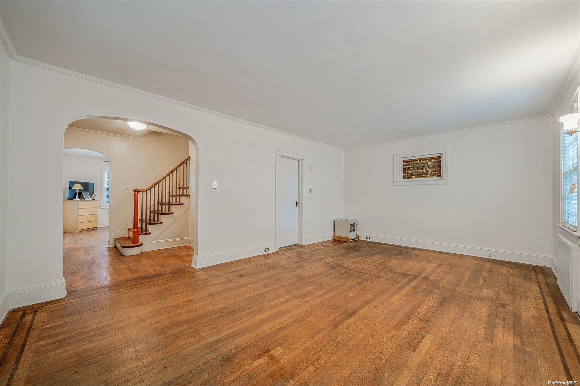 Single Family 60th  Queens, NY 11378, MLS-L3551646-11