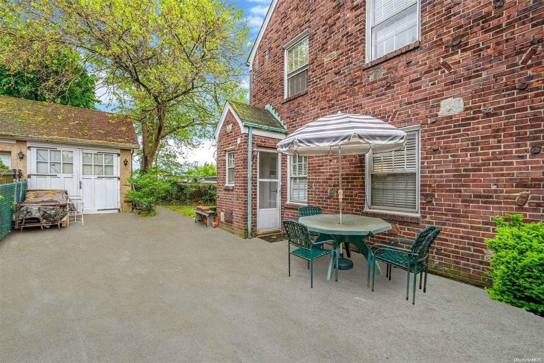 Single Family 60th  Queens, NY 11378, MLS-L3551646-3