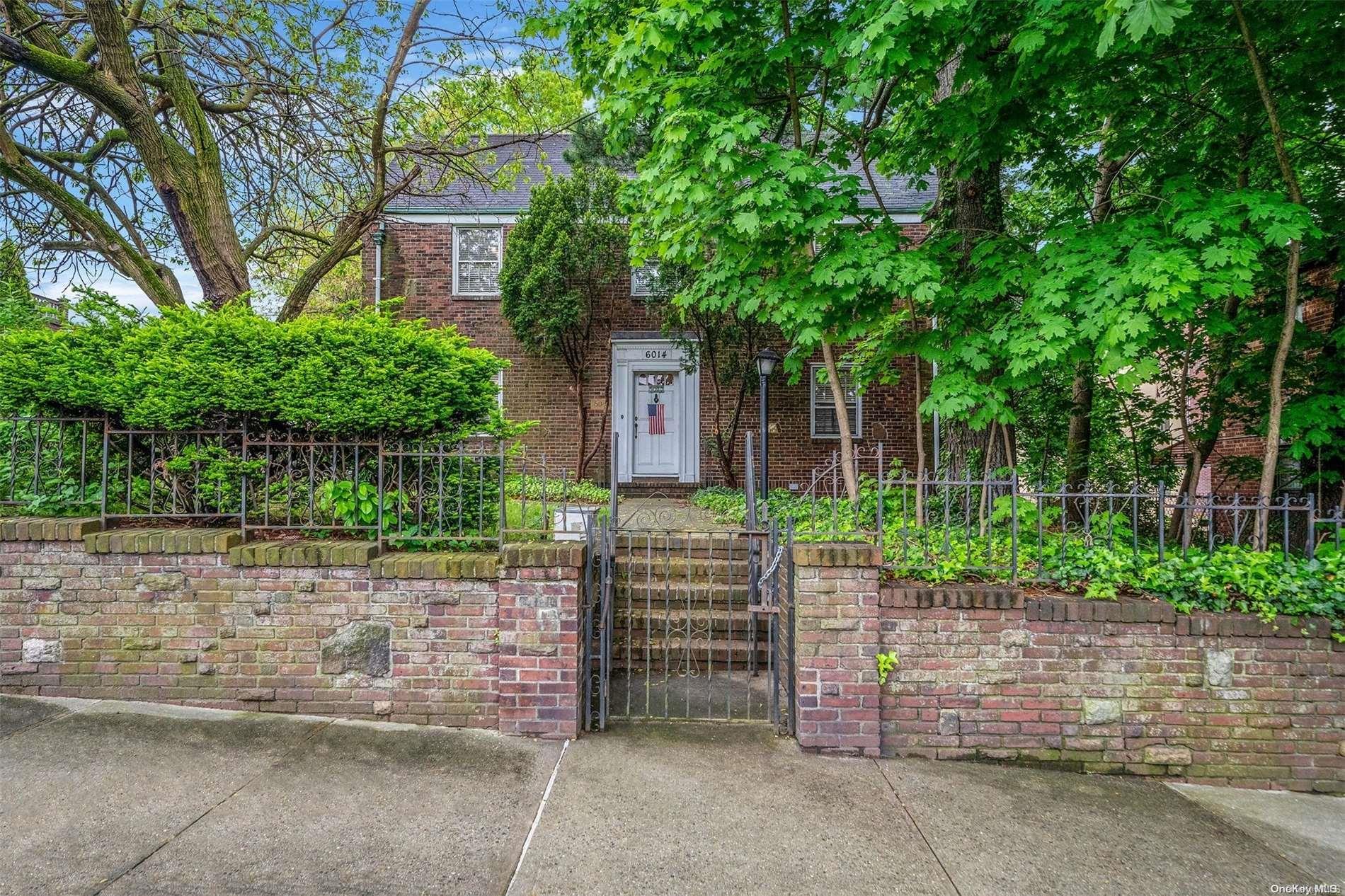 Single Family 60th  Queens, NY 11378, MLS-L3551646-8