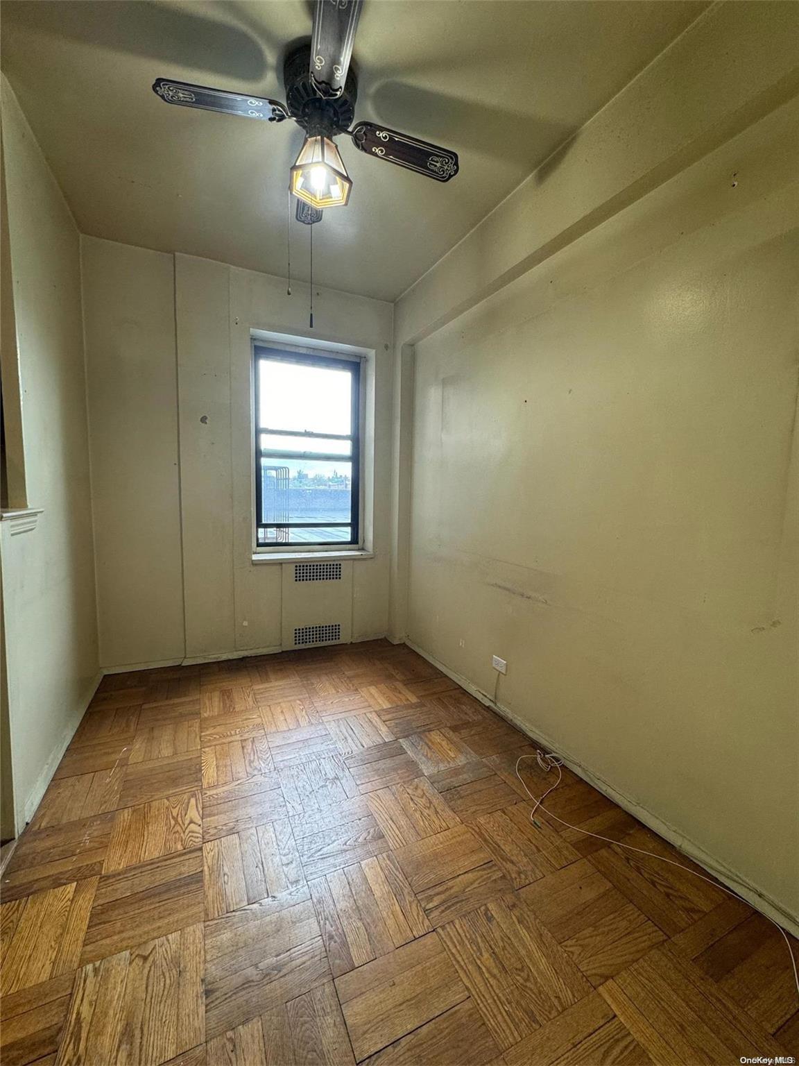 Coop Booth Street  Queens, NY 11375, MLS-L3552274-8
