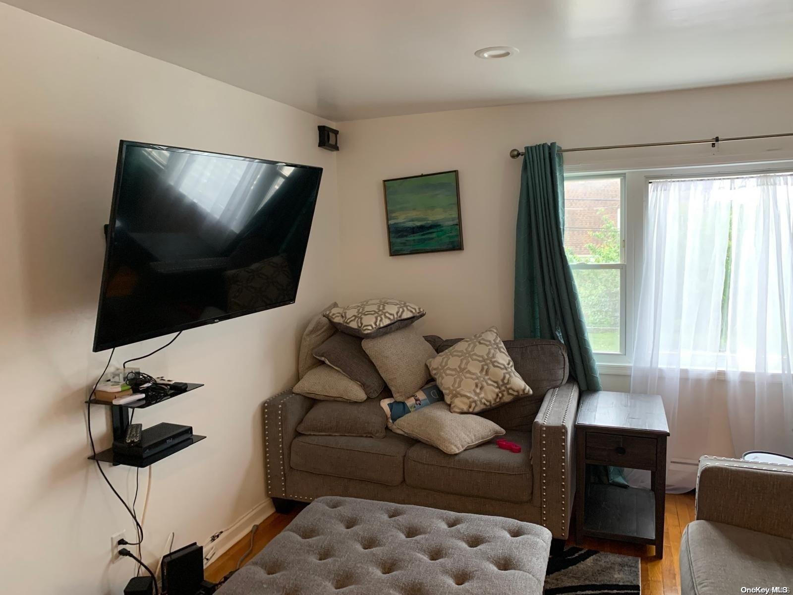 Single Family 104th  Queens, NY 11429, MLS-L3553629-10