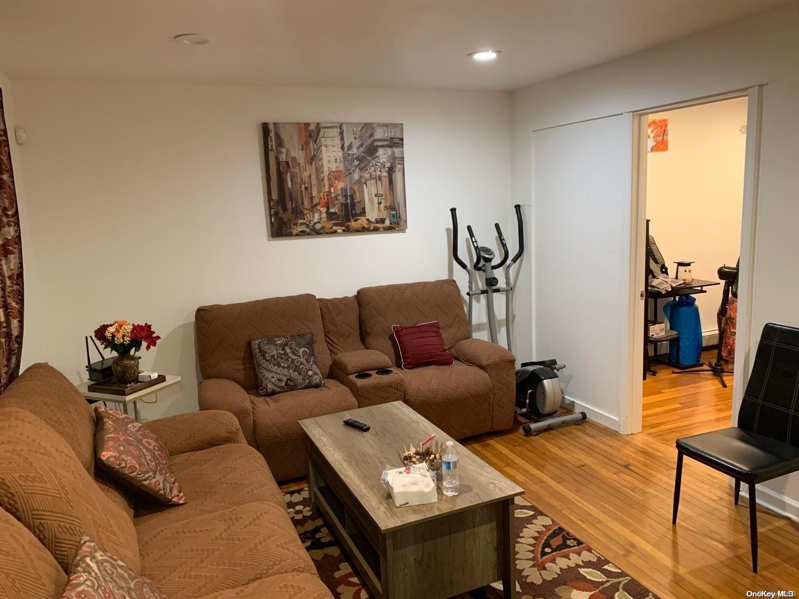 Single Family 104th  Queens, NY 11429, MLS-L3553629-20