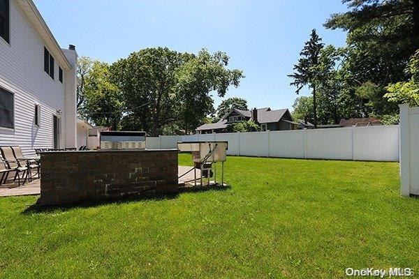 Single Family Rosevale  Suffolk County, NY 11779, MLS-L3554030-23