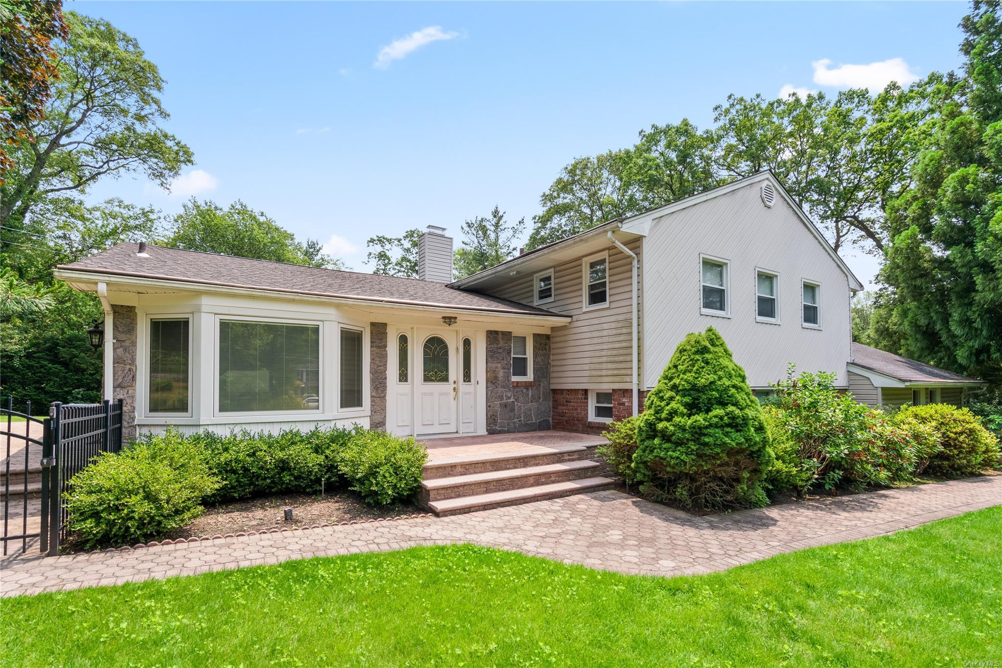 Single Family Kodiak  Drive  Nassau County, NY 11797, MLS-L3554948-2
