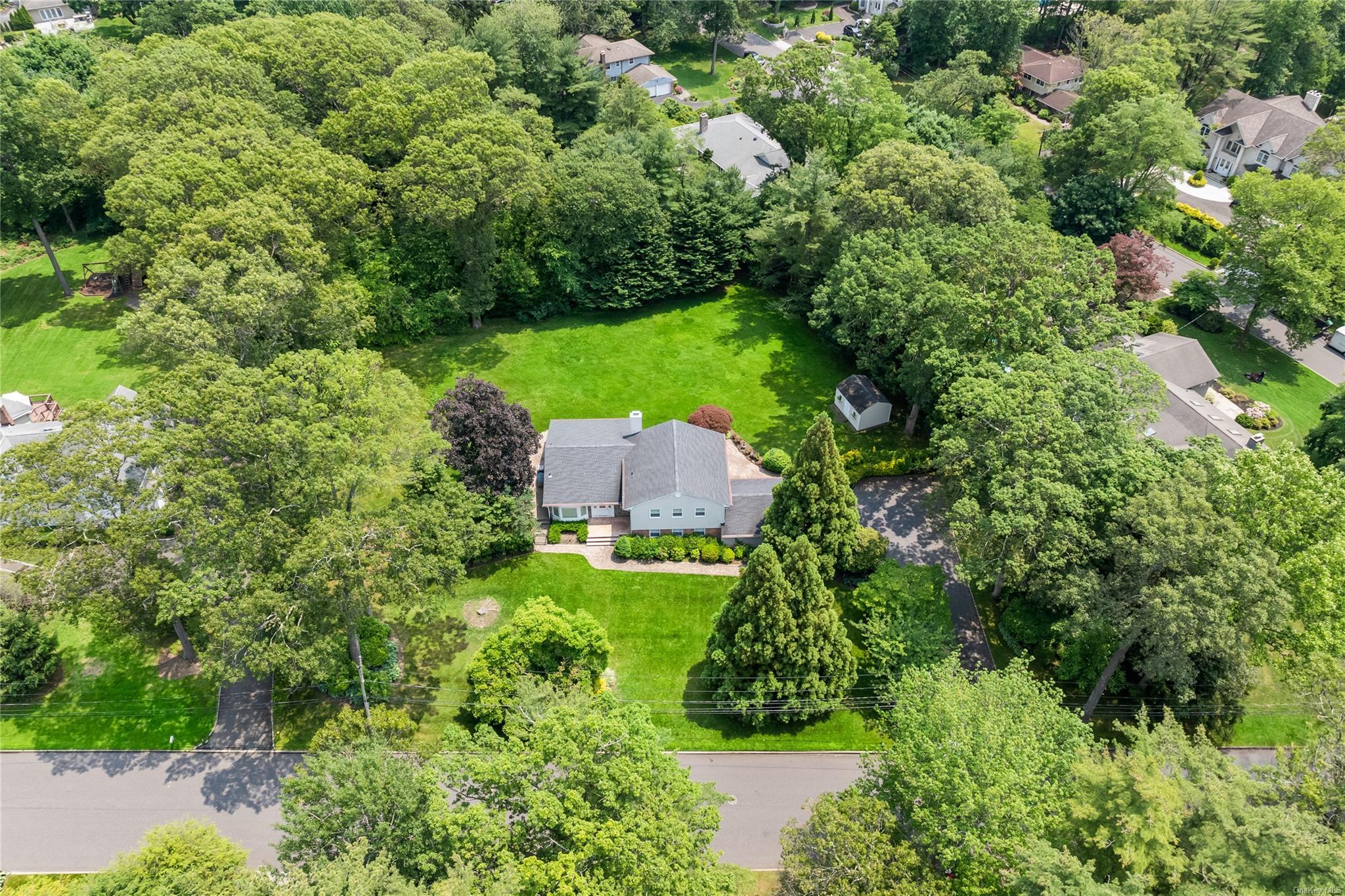 Single Family Kodiak  Drive  Nassau County, NY 11797, MLS-L3554948-3