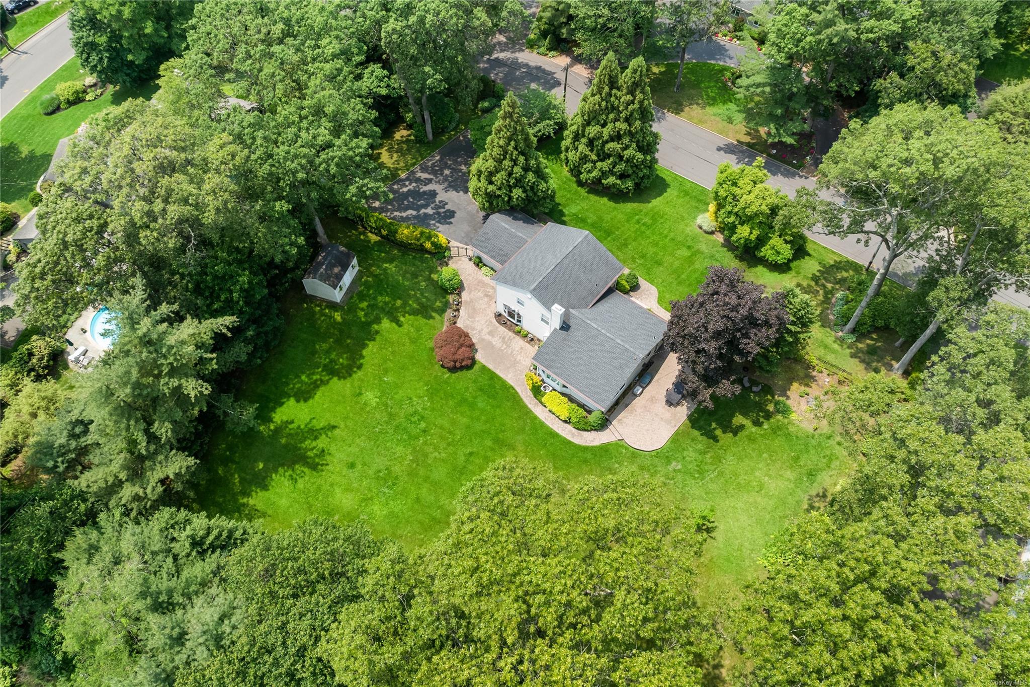 Single Family Kodiak  Drive  Nassau County, NY 11797, MLS-L3554948-34