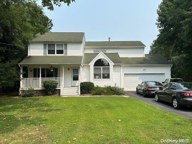 Single Family in Southold - Hortons  Suffolk County, NY 11971