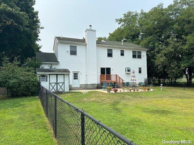 Single Family Hortons  Suffolk County, NY 11971, MLS-L3555058-2