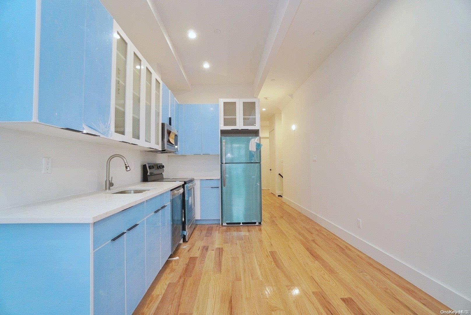 Commercial Sale 28th  Brooklyn, NY 11226, MLS-L3555196-19