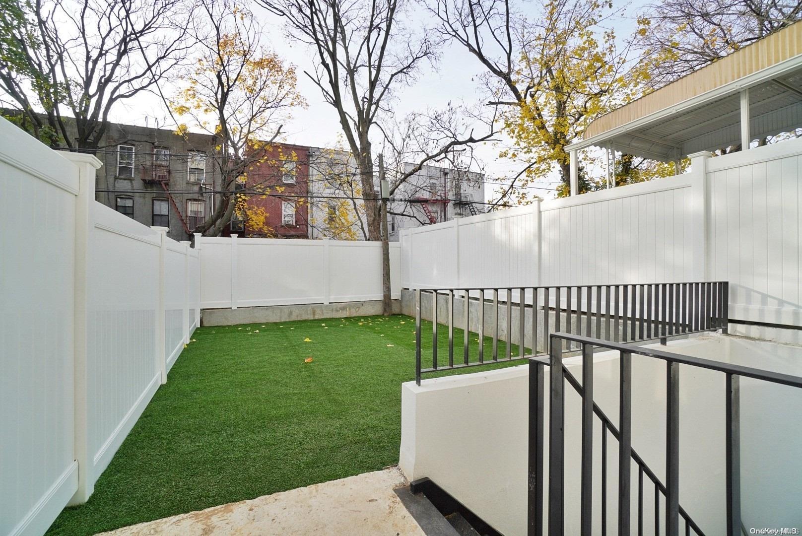 Commercial Sale 28th  Brooklyn, NY 11226, MLS-L3555196-32