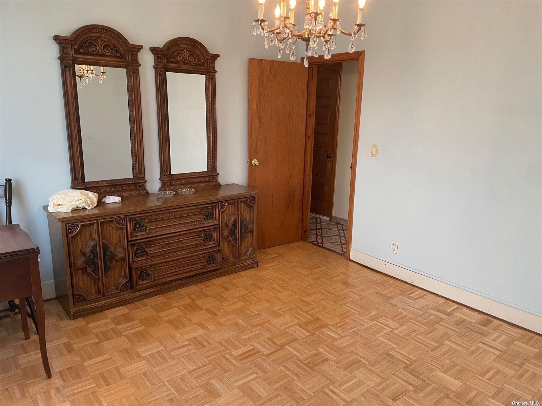 Single Family 119th  Queens, NY 11356, MLS-L3556251-4