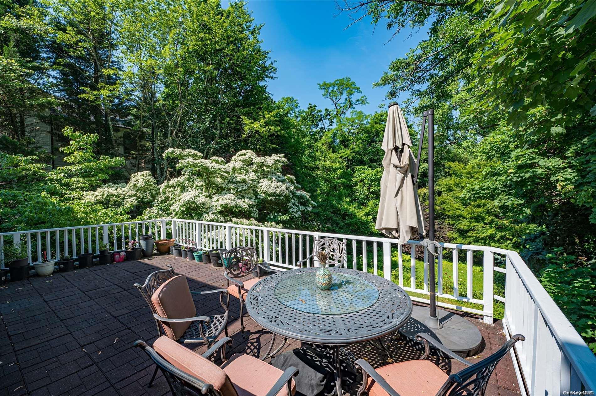 Single Family Broadway  Nassau County, NY 11576, MLS-L3557169-19
