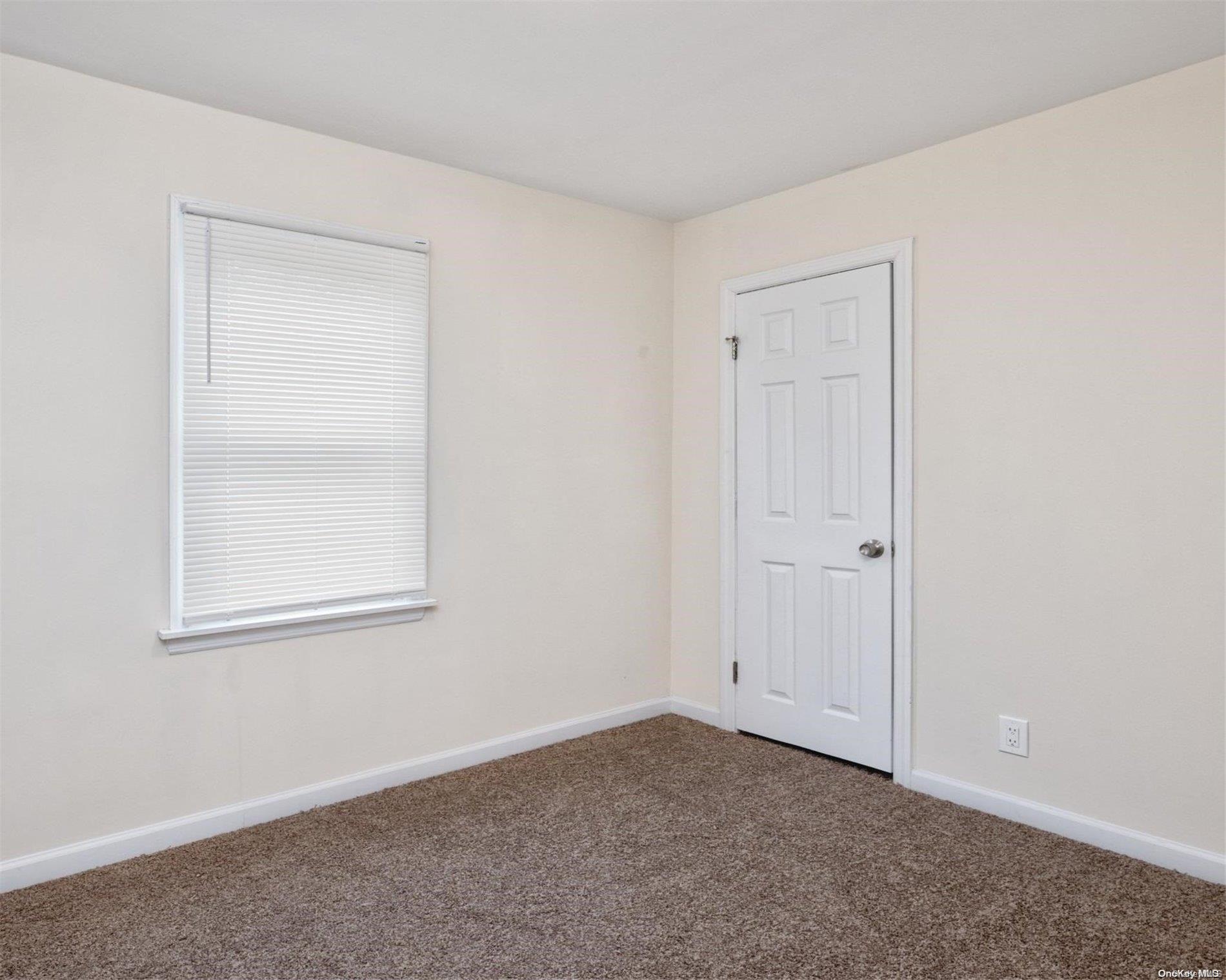 Single Family Orchid  Suffolk County, NY 11951, MLS-L3557483-12