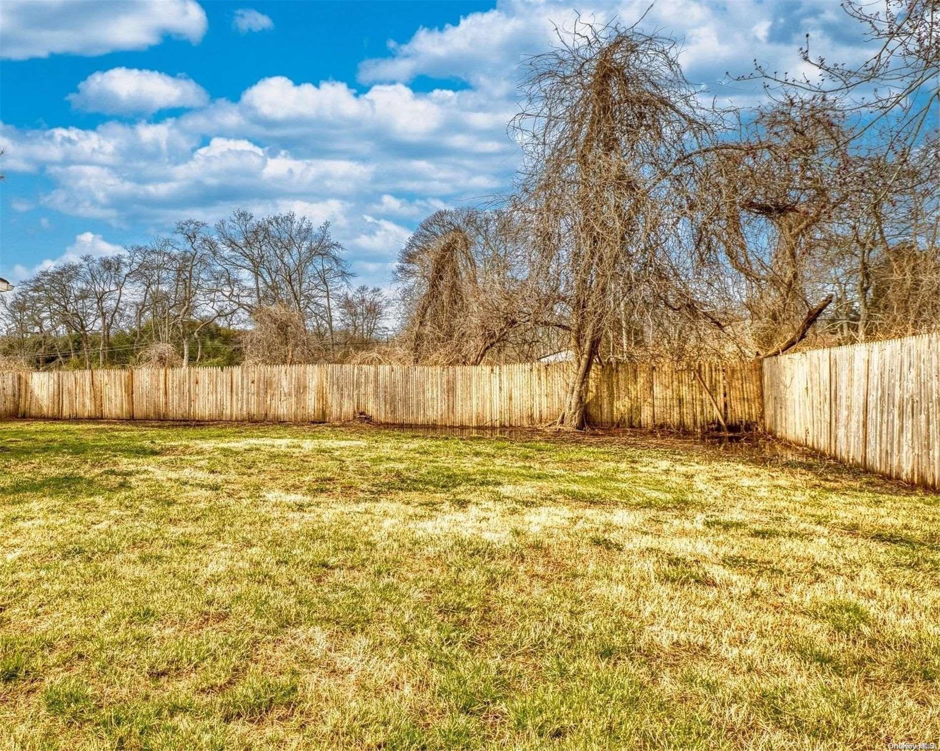 Single Family Orchid  Suffolk County, NY 11951, MLS-L3557483-19