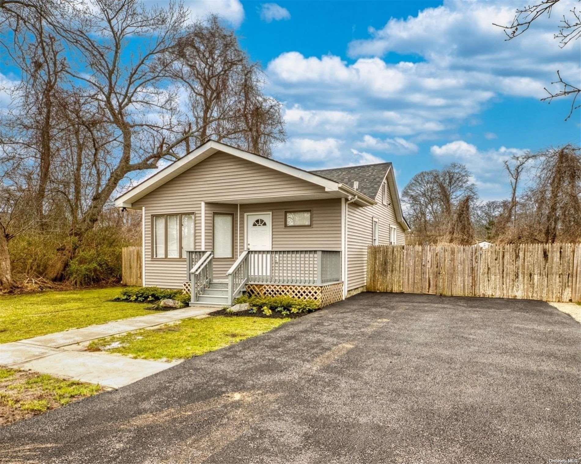 Single Family Orchid  Suffolk County, NY 11951, MLS-L3557483-2