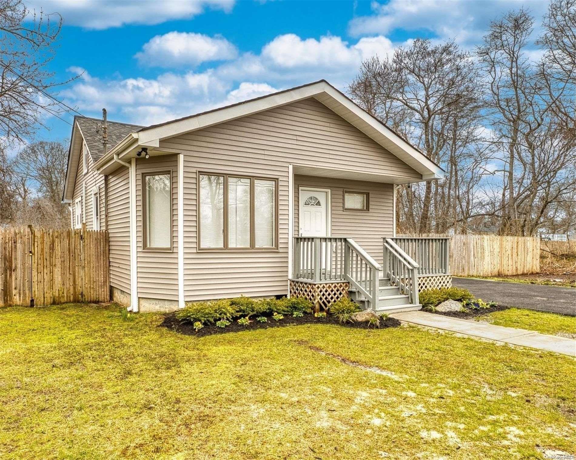 Single Family Orchid  Suffolk County, NY 11951, MLS-L3557483-3