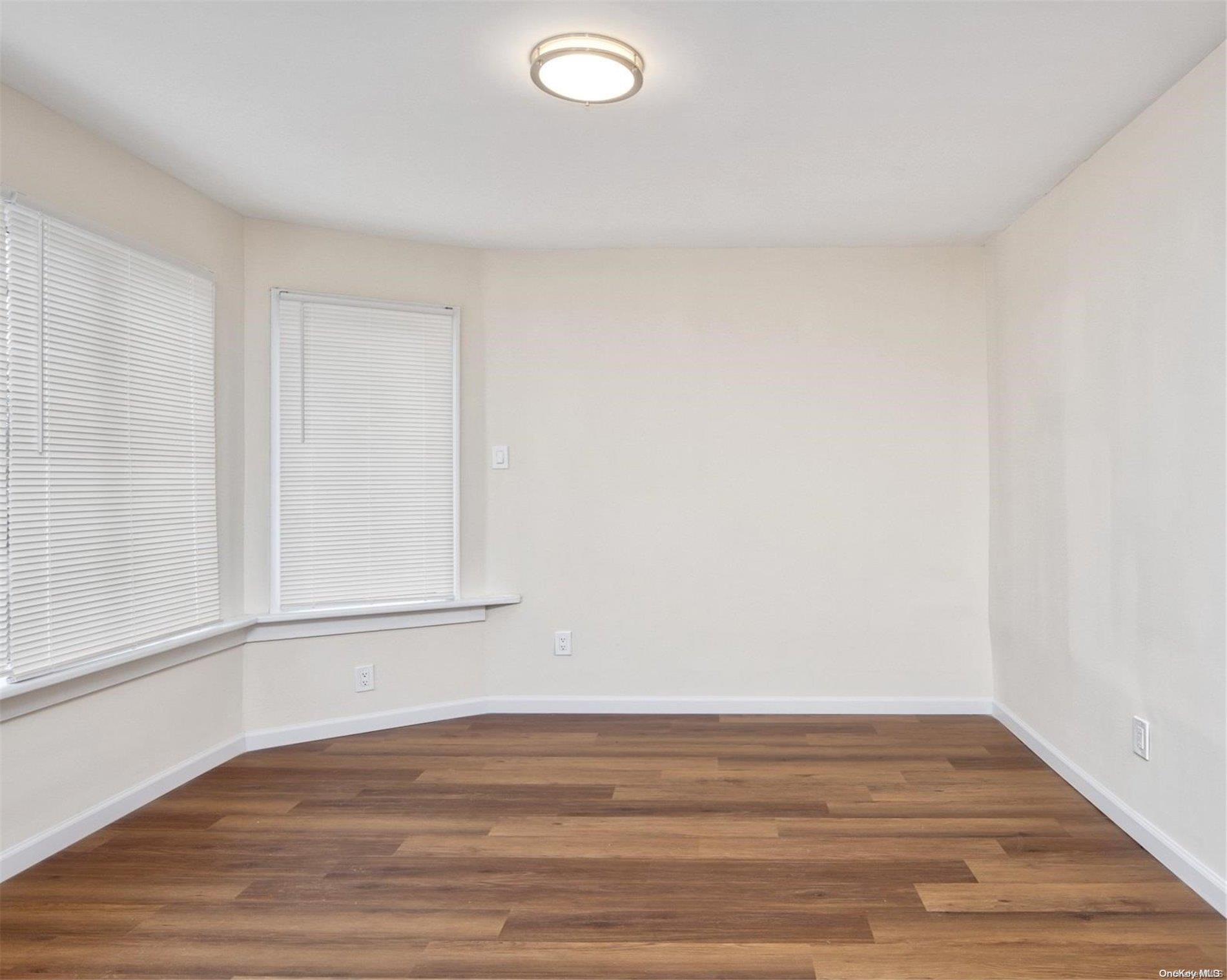 Single Family Orchid  Suffolk County, NY 11951, MLS-L3557483-5