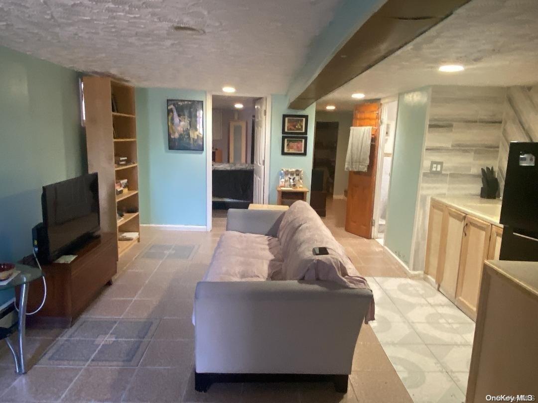Single Family 89th  Brooklyn, NY 11236, MLS-L3557730-11