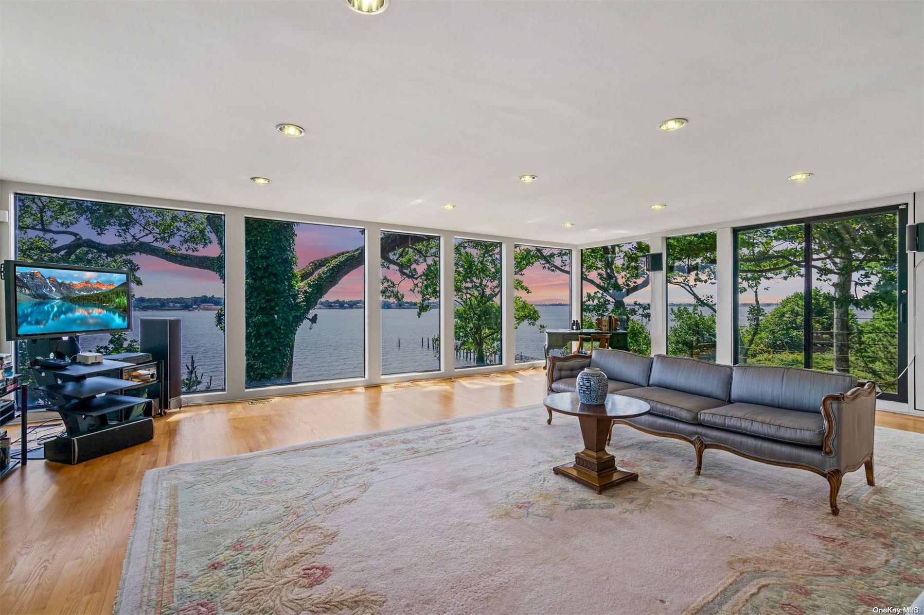 Single Family Hicks  Nassau County, NY 11050, MLS-L3558194-33