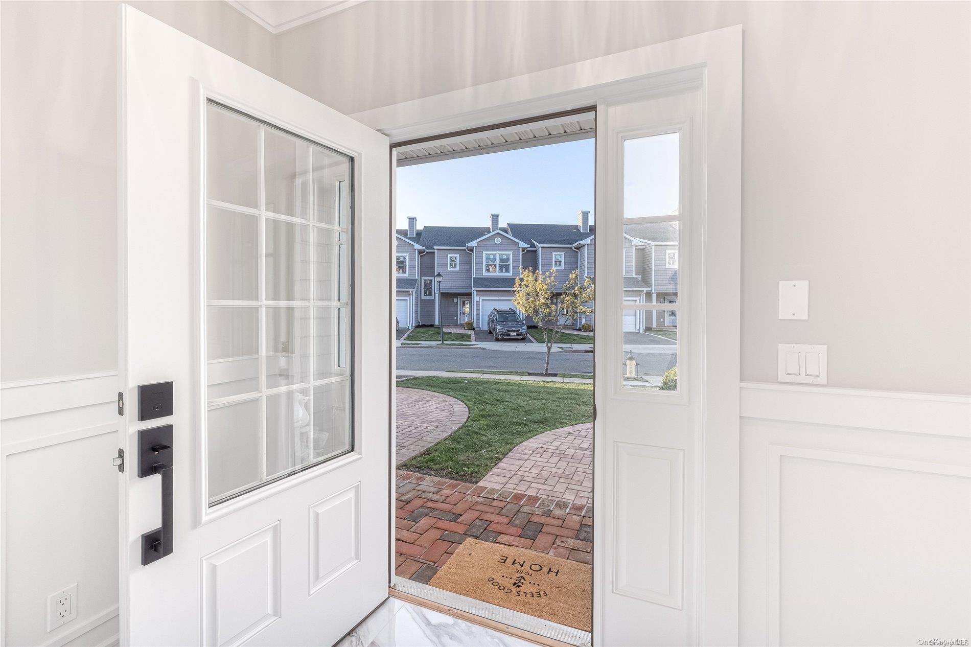 Condo Ocean Watch  Nassau County, NY 11520, MLS-L3558255-4