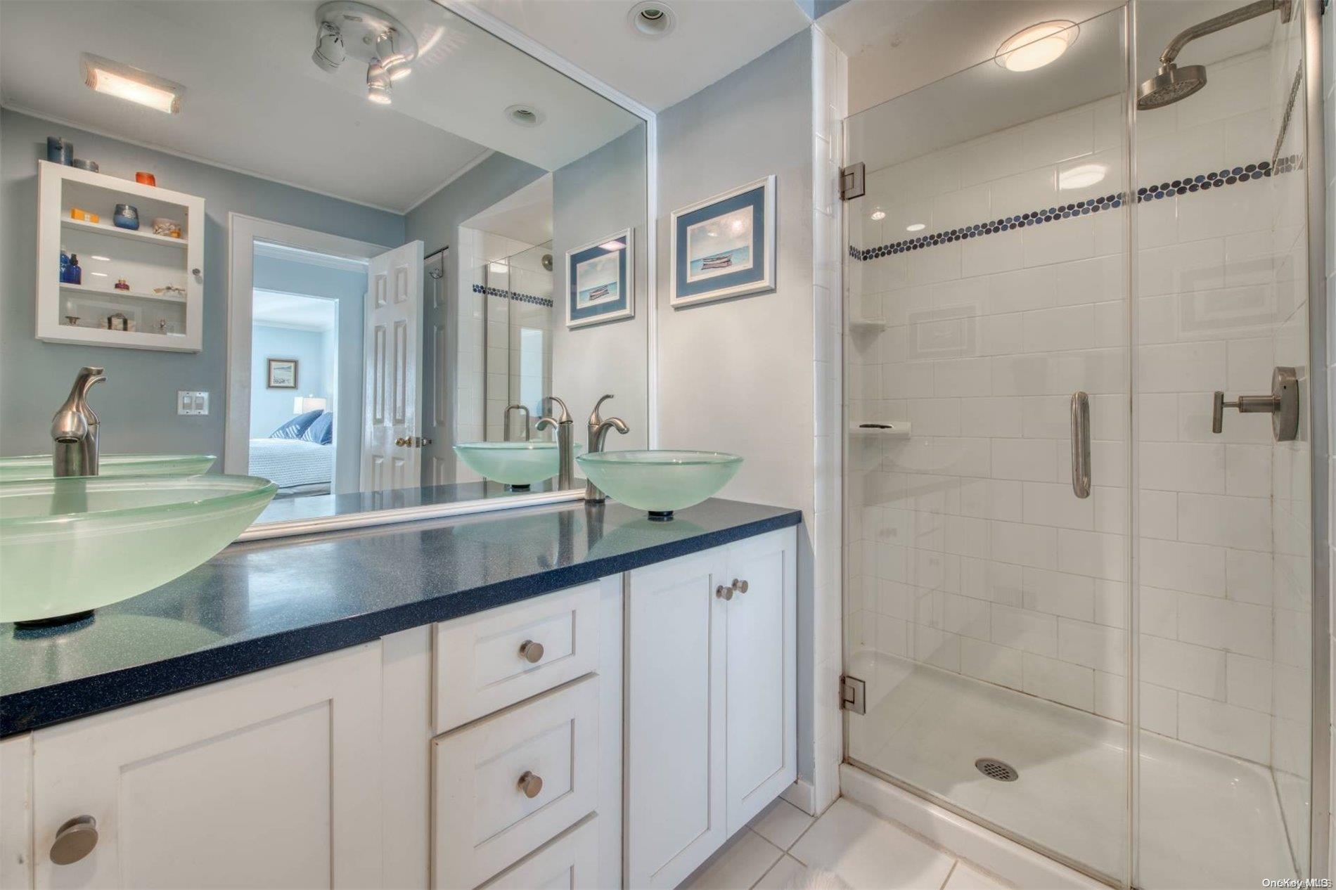 Apartment Oyster Point  Suffolk County, NY 11944, MLS-L3558855-11