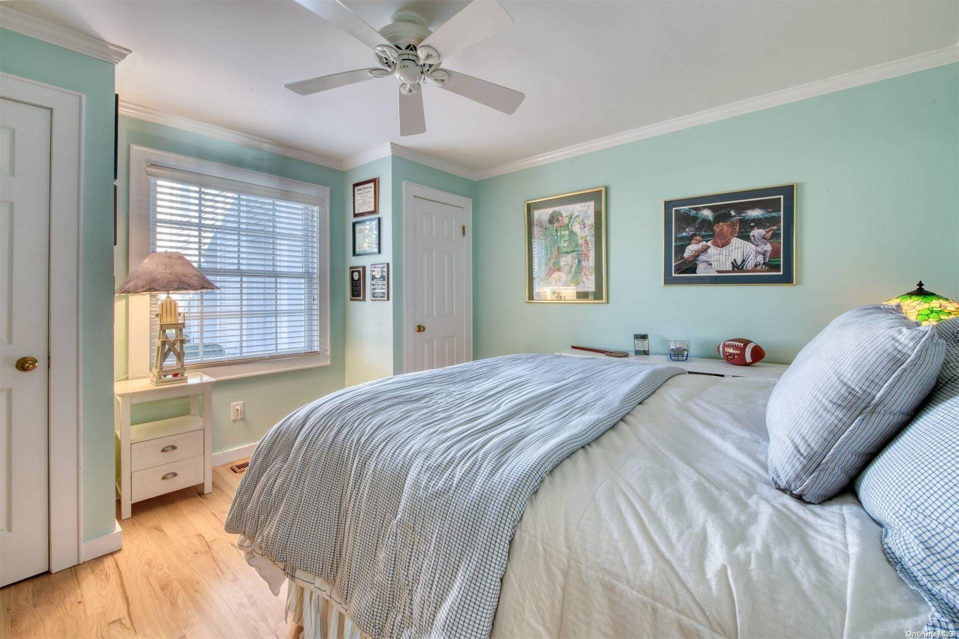 Apartment Oyster Point  Suffolk County, NY 11944, MLS-L3558855-12