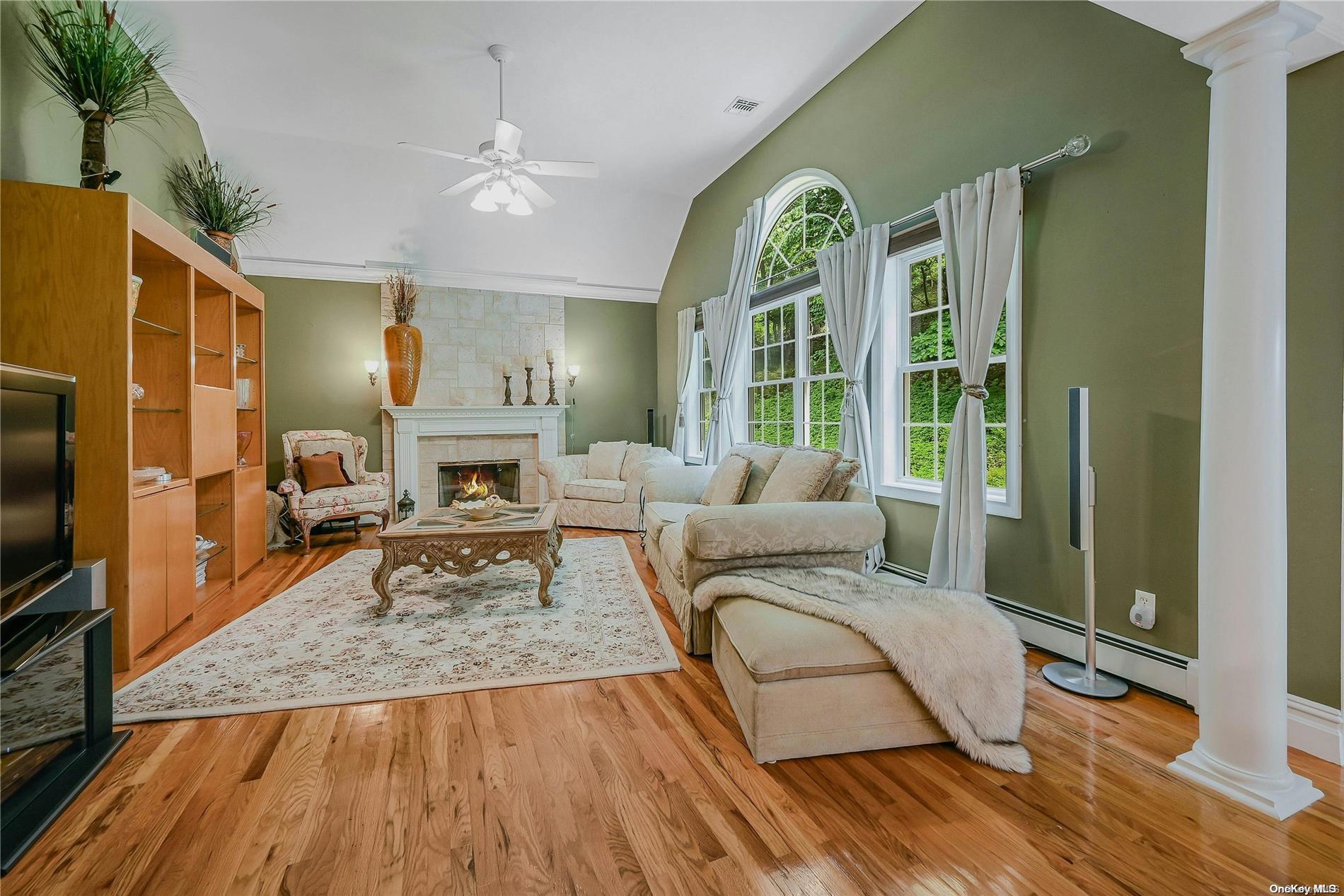 Single Family Saints Orchard  Suffolk County, NY 11777, MLS-L3559884-11