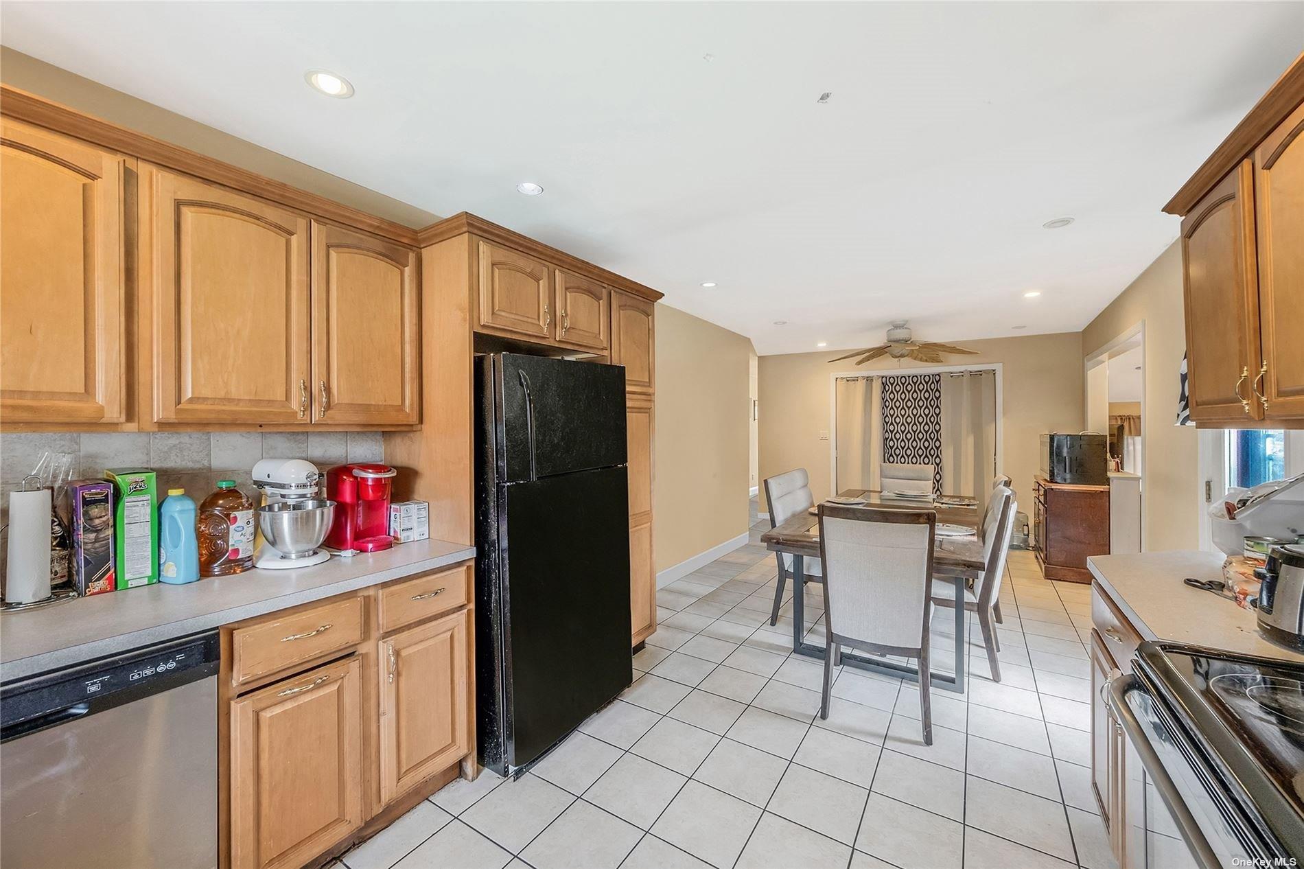 Single Family N Park Drive Nassau County, NY 11758, MLS-L3559928-12