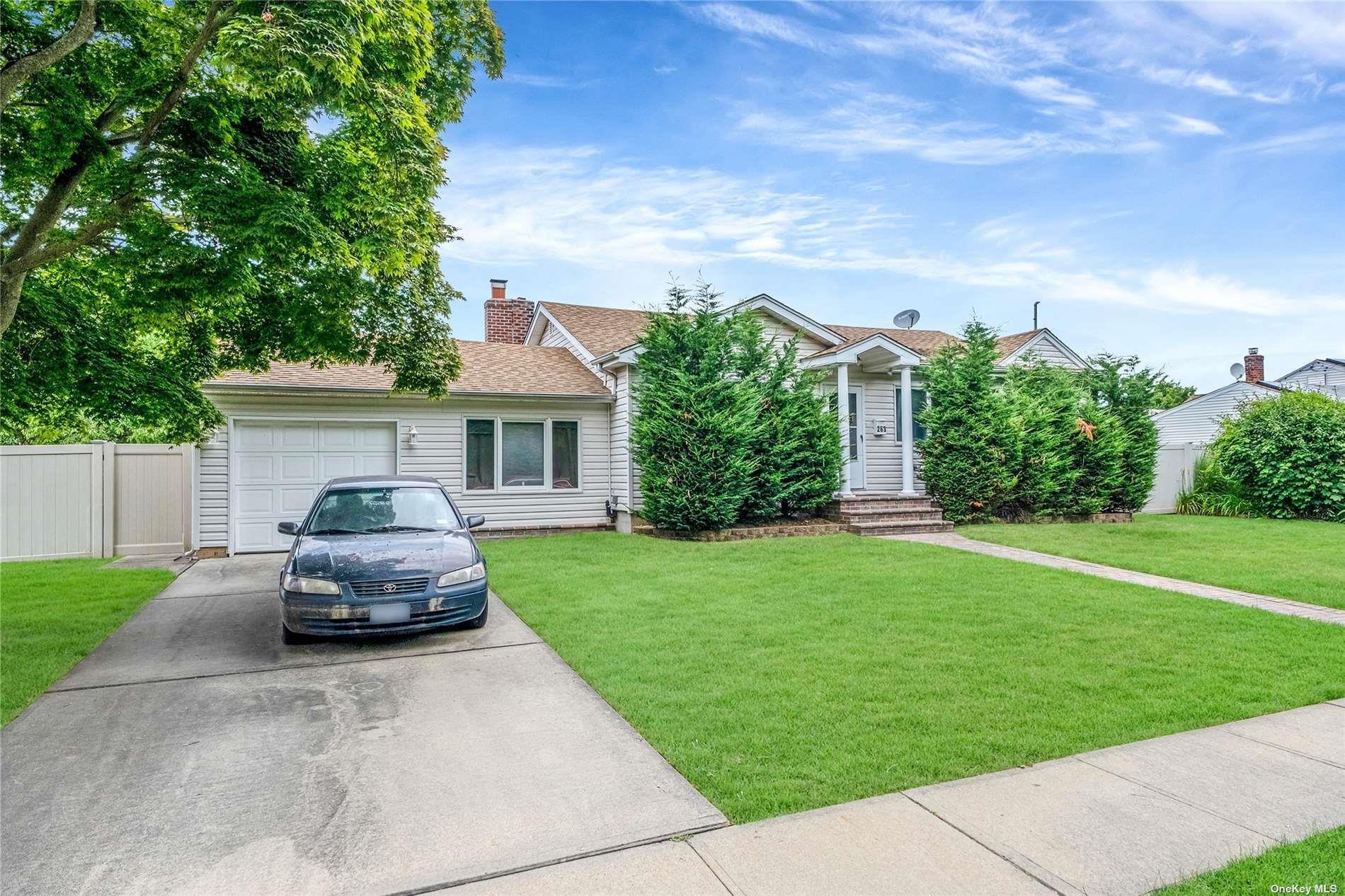 Single Family N Park Drive Nassau County, NY 11758, MLS-L3559928-2