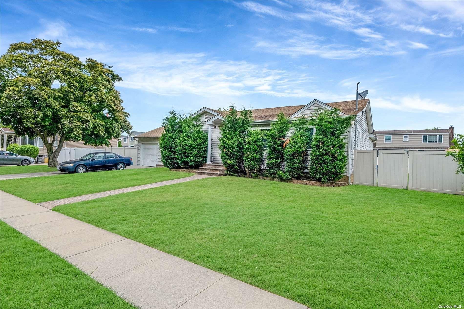 Single Family N Park Drive Nassau County, NY 11758, MLS-L3559928-3