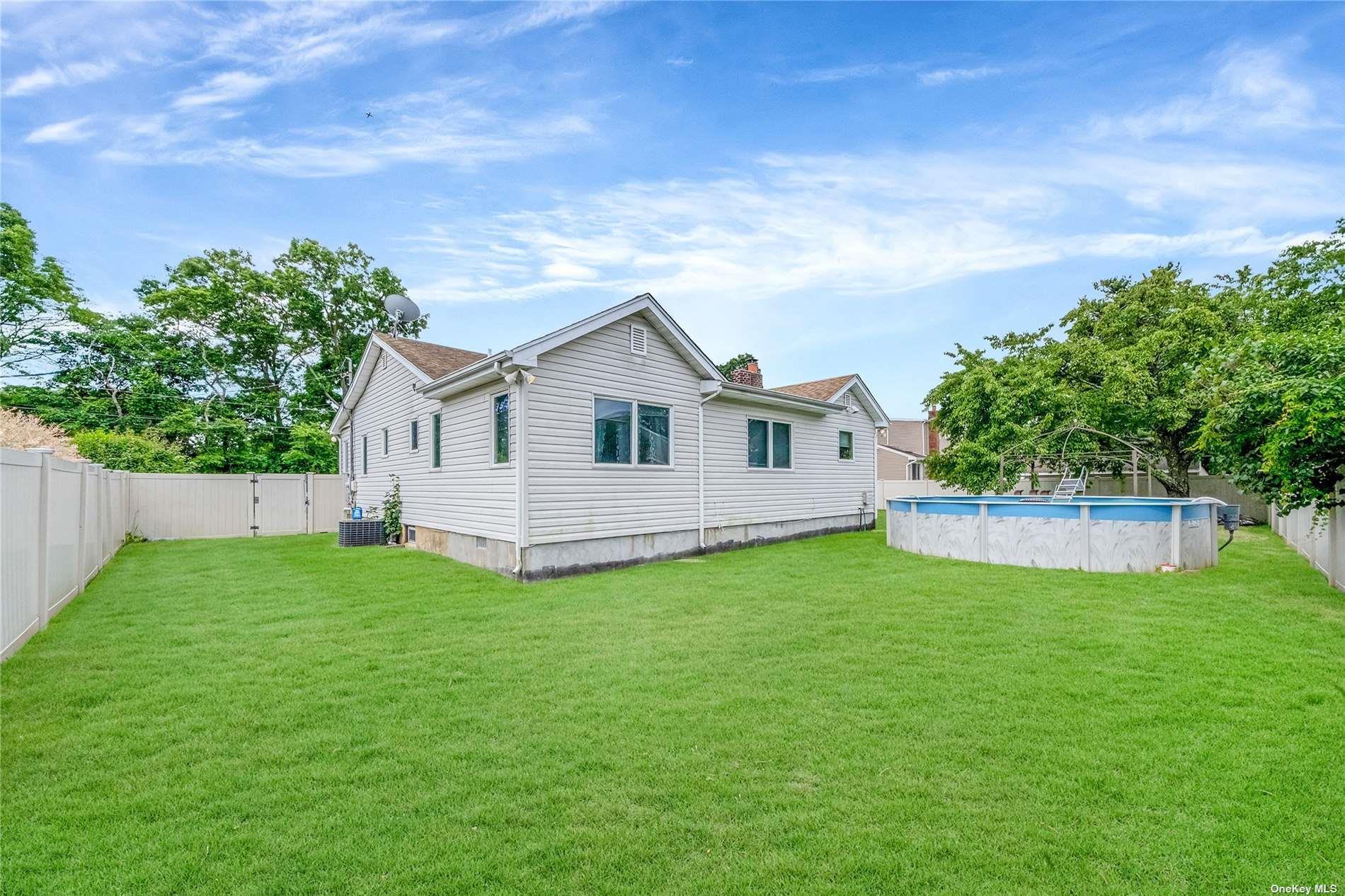 Single Family N Park Drive  Nassau County, NY 11758, MLS-L3559928-35