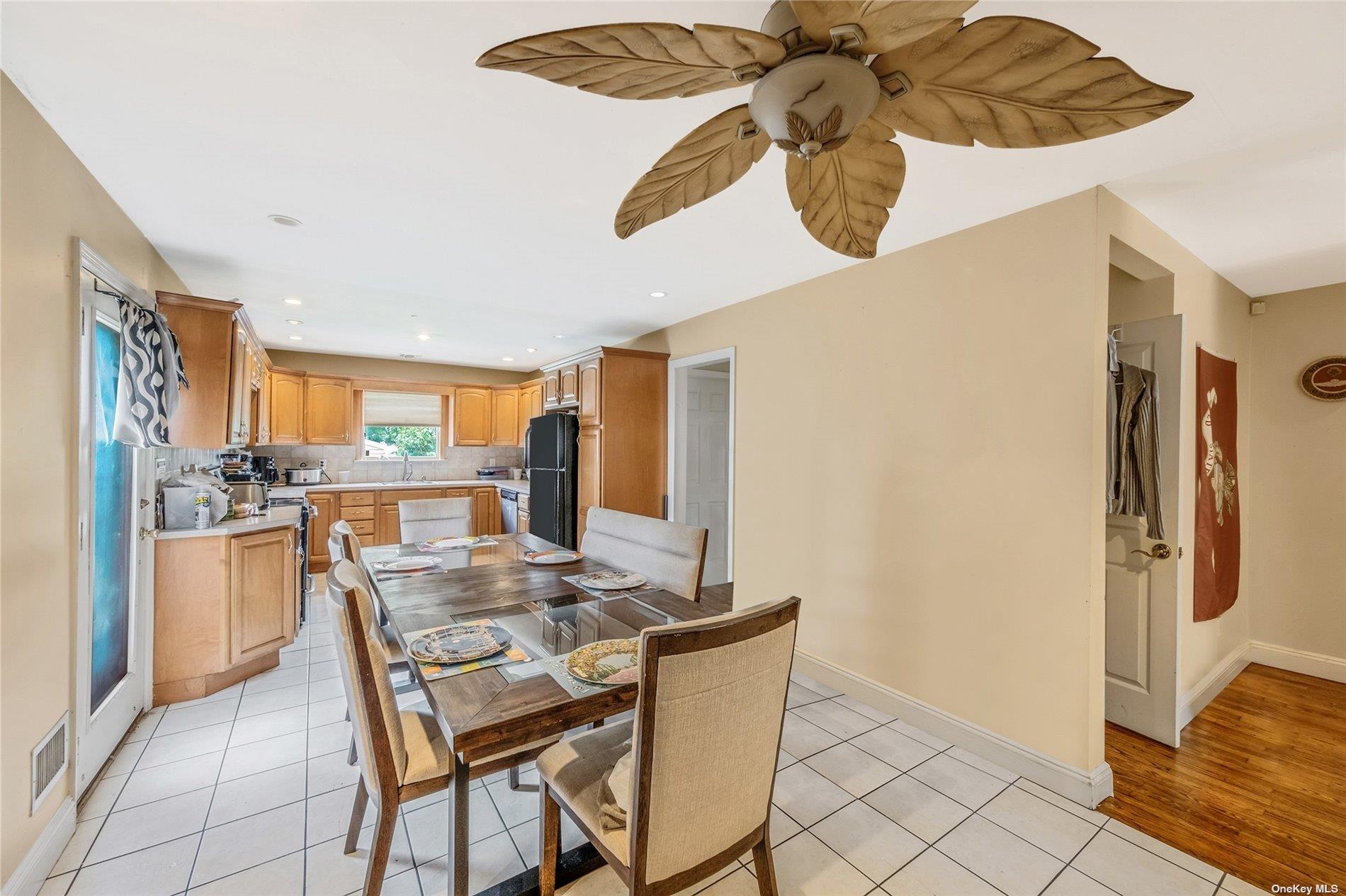 Single Family N Park Drive Nassau County, NY 11758, MLS-L3559928-8