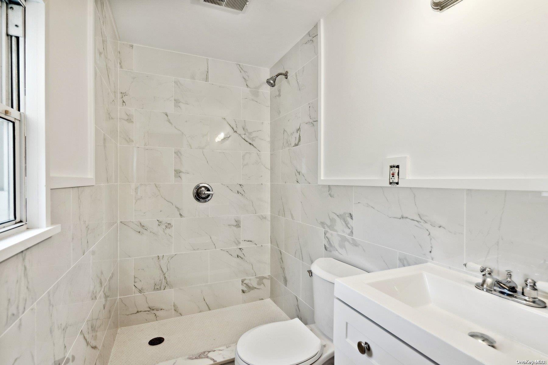 Single Family Penny  Suffolk County, NY 11946, MLS-L3560082-27