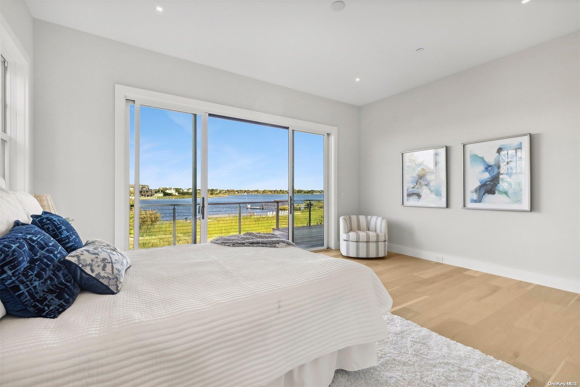 Single Family Dune Suffolk County, NY 11978, MLS-L3560189-16