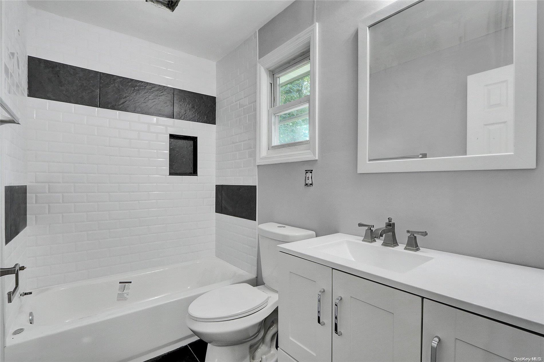 Single Family Bernstein  Suffolk County, NY 11934, MLS-L3560502-19