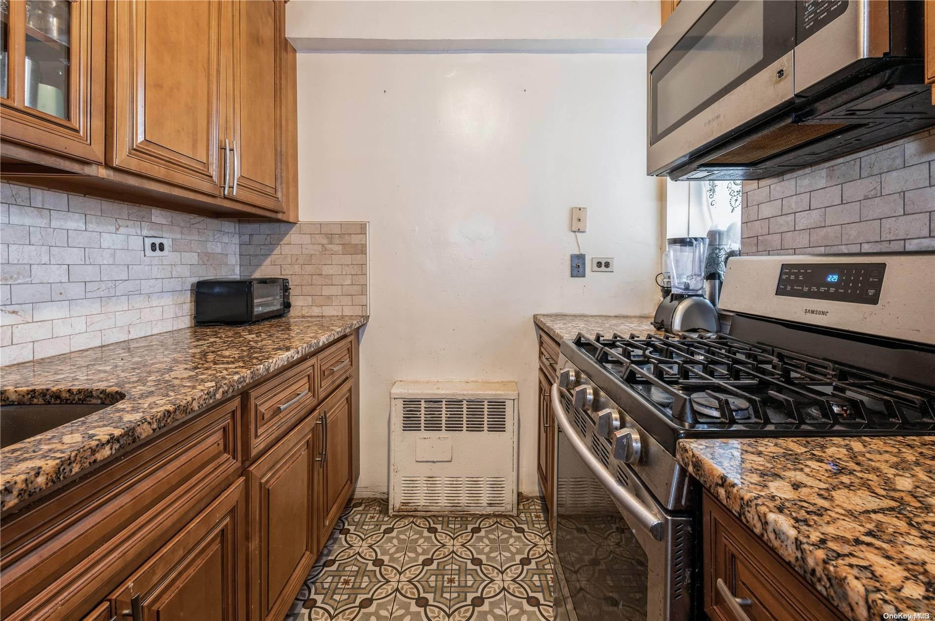 Condo Van Siclen  Brooklyn, NY 11207, MLS-L3560718-10