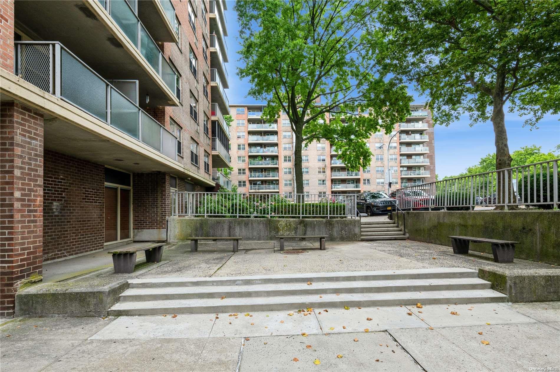Condo Van Siclen  Brooklyn, NY 11207, MLS-L3560718-2
