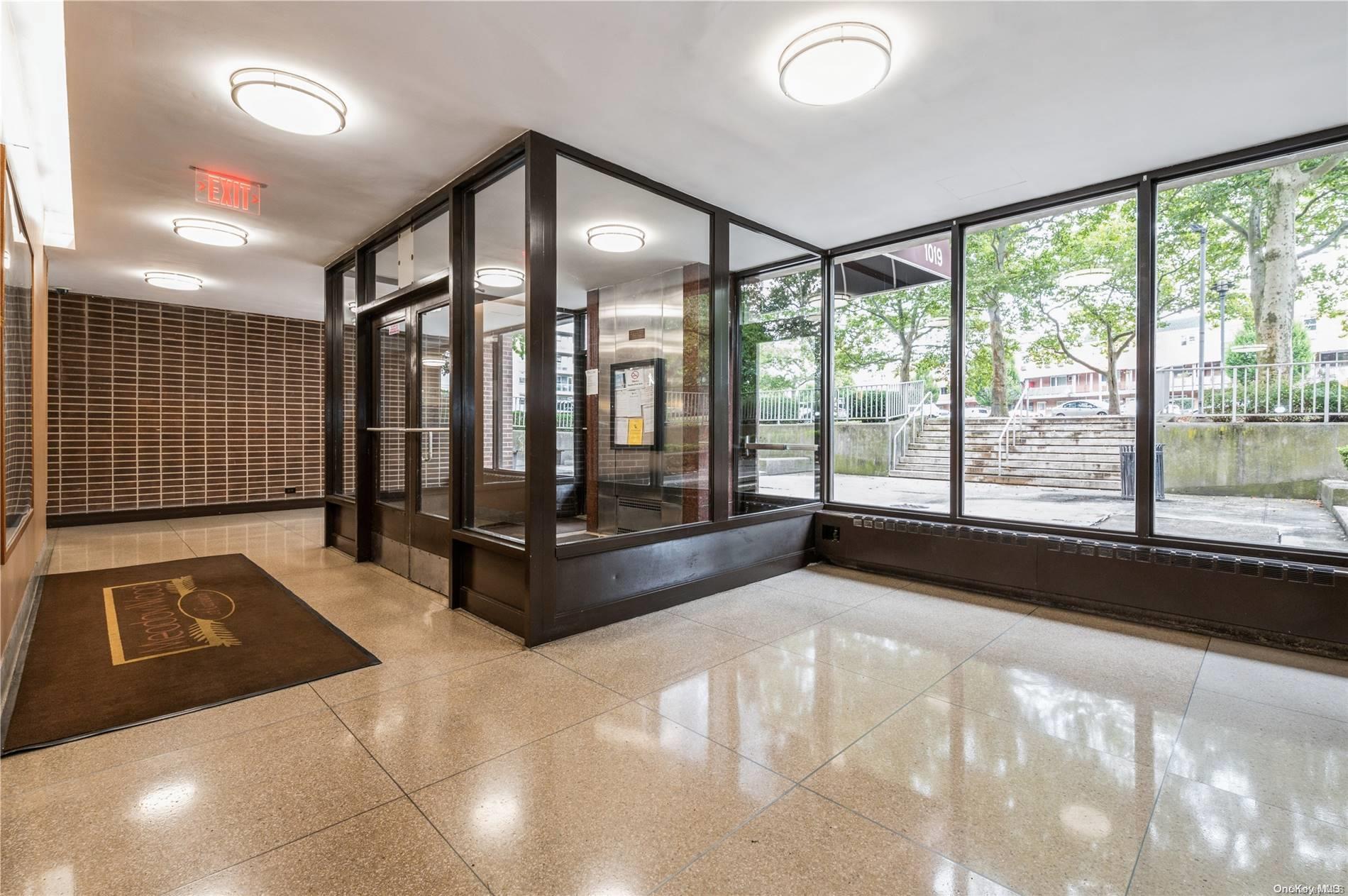 Condo Van Siclen  Brooklyn, NY 11207, MLS-L3560718-3