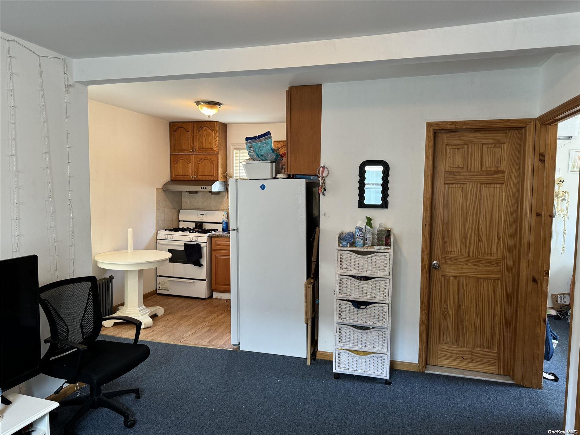 Single Family 77th  Queens, NY 11366, MLS-L3560967-10