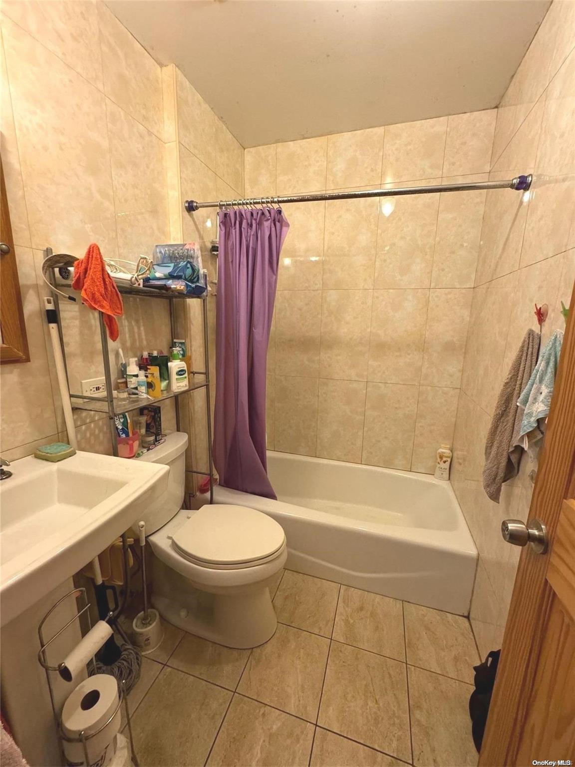 Single Family 77th  Queens, NY 11366, MLS-L3560967-4