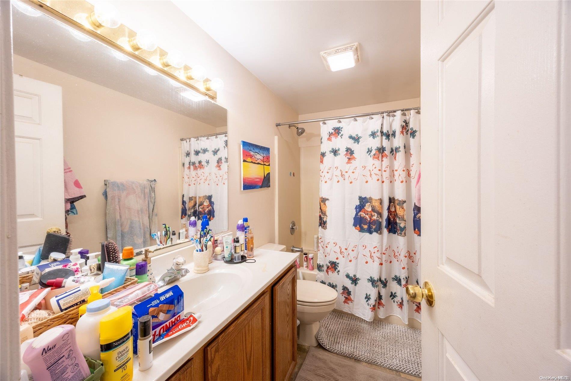 Single Family Concord  Suffolk County, NY 11967, MLS-L3561551-14