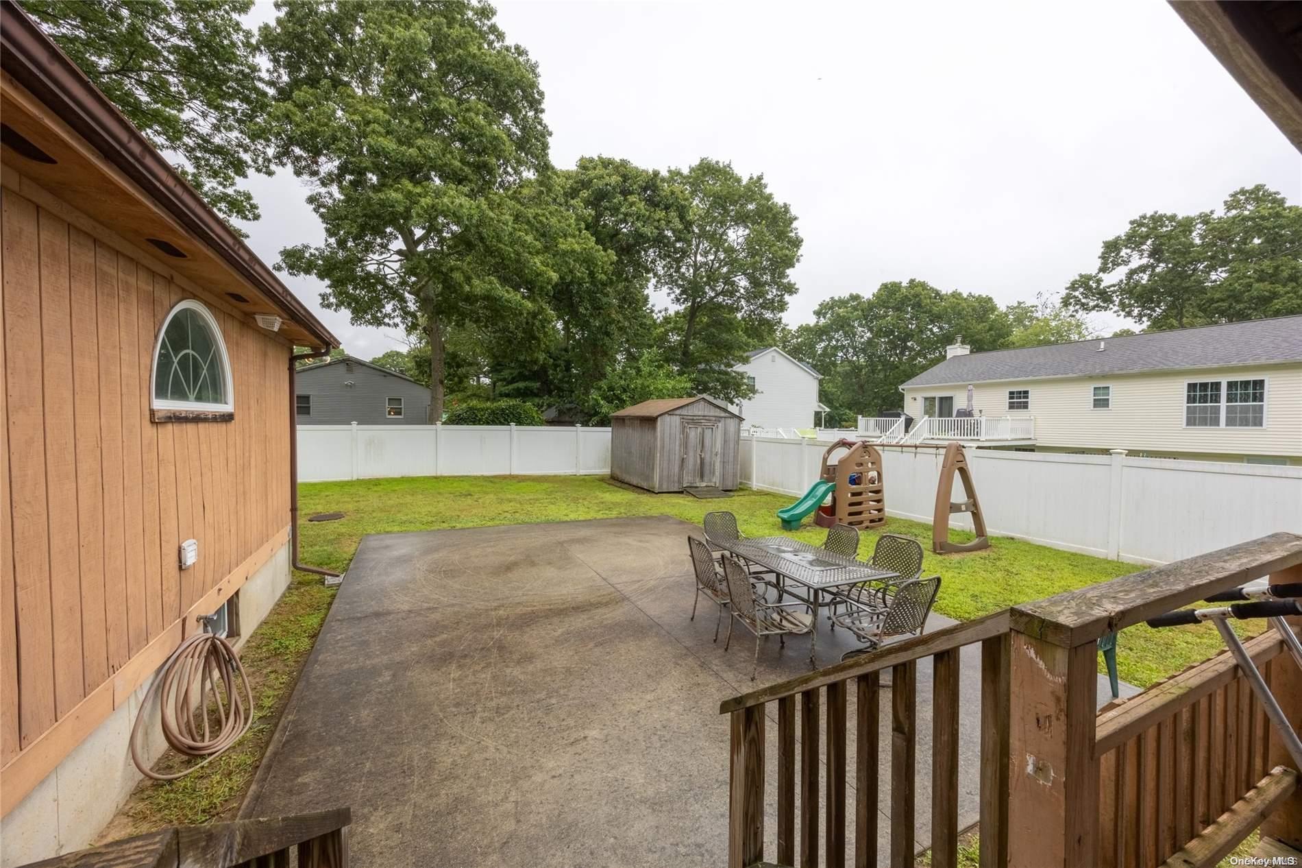 Single Family Concord  Suffolk County, NY 11967, MLS-L3561551-22