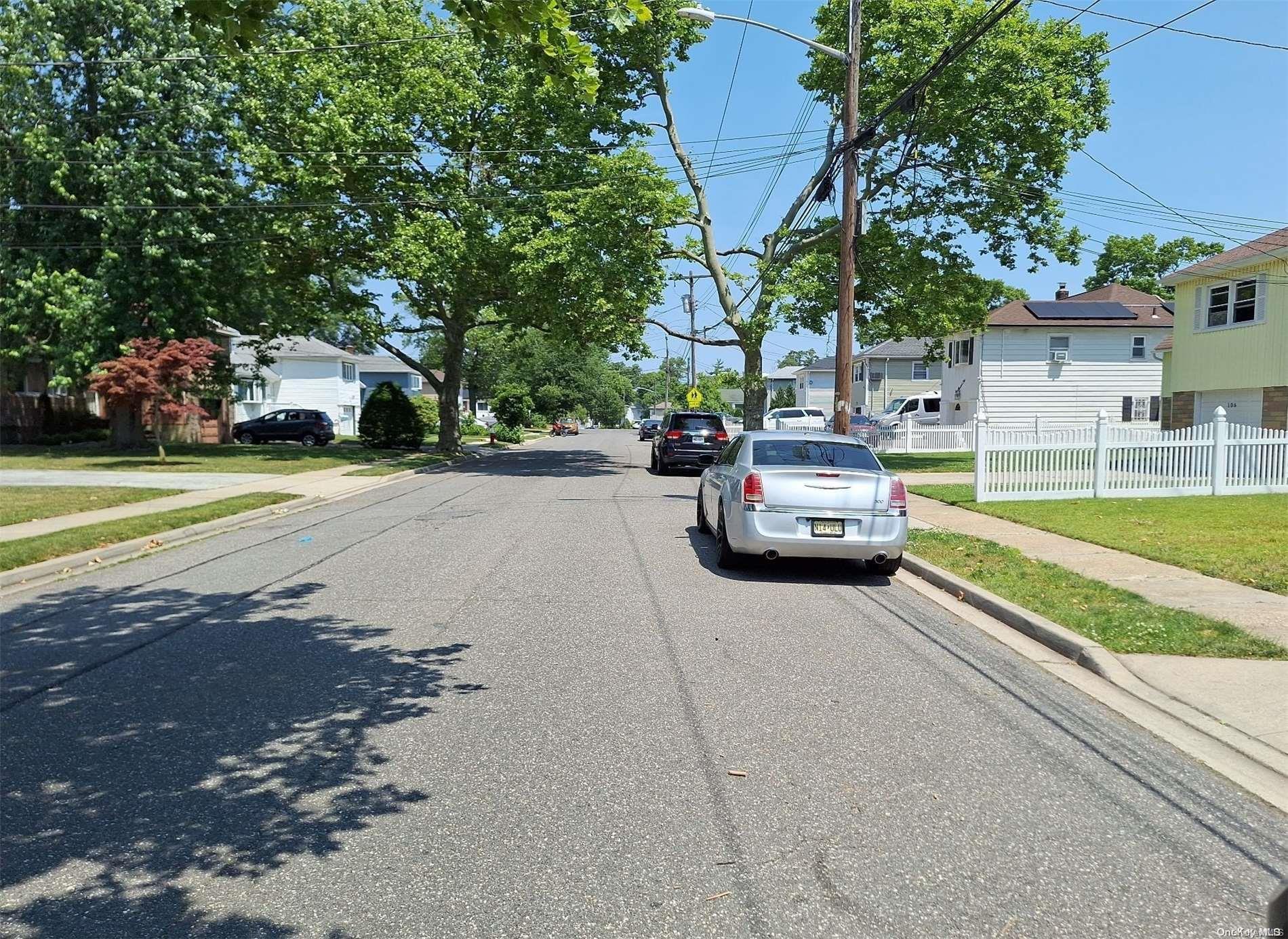 Single Family Hausch  Nassau County, NY 11575, MLS-L3561559-3