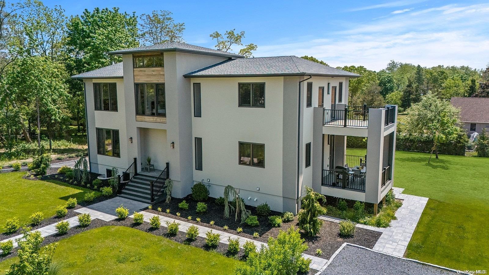 Single Family Peconic Bay Blvd  Suffolk County, NY 11947, MLS-L3561565-4