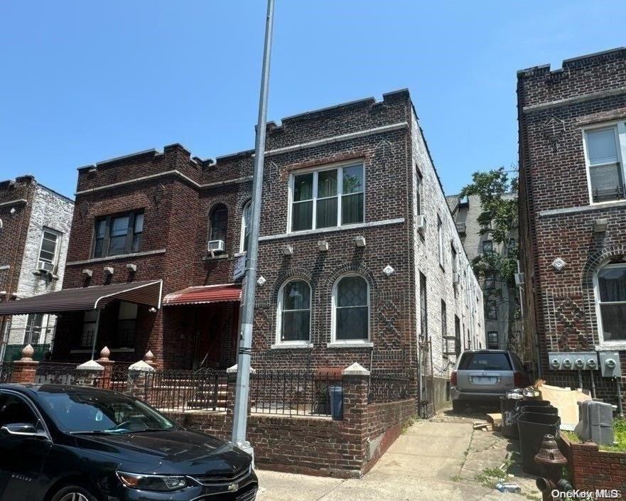 Single Family 96th  Brooklyn, NY 11212, MLS-L3562183-2