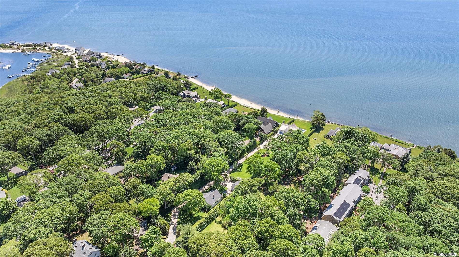 Single Family Park  Suffolk County, NY 11952, MLS-L3562280-25