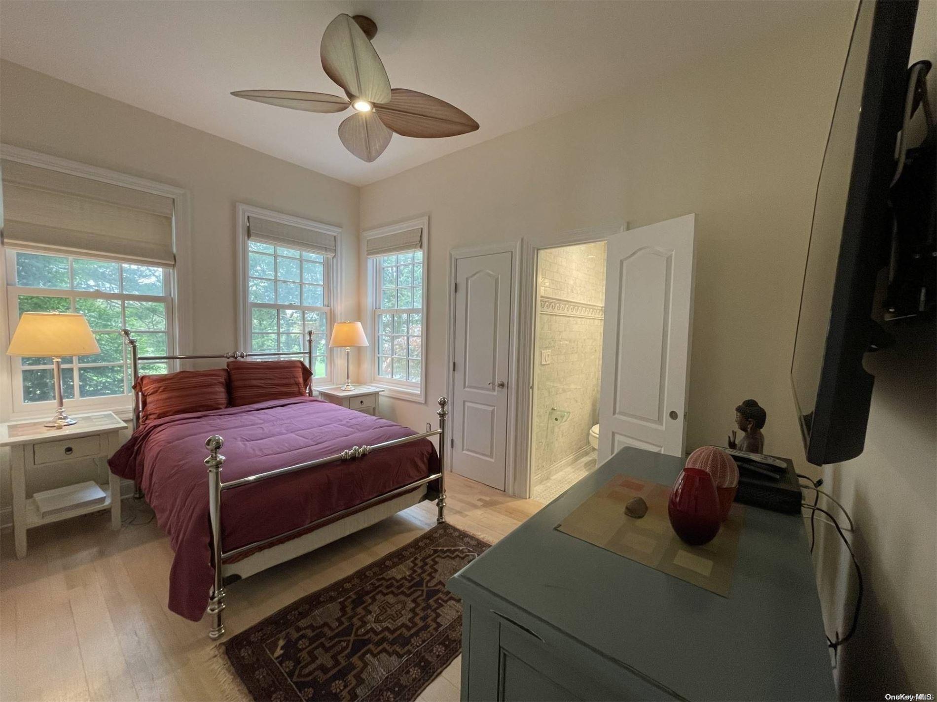 Single Family Middle Pond  Suffolk County, NY 11968, MLS-L3562658-26