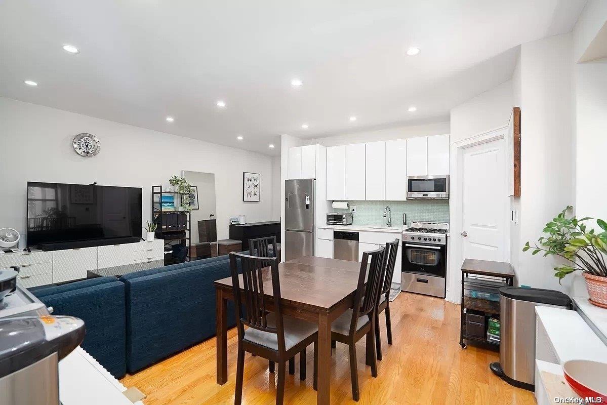 Condo Bennett Avenue  Manhattan, NY 10033, MLS-L3562786-2
