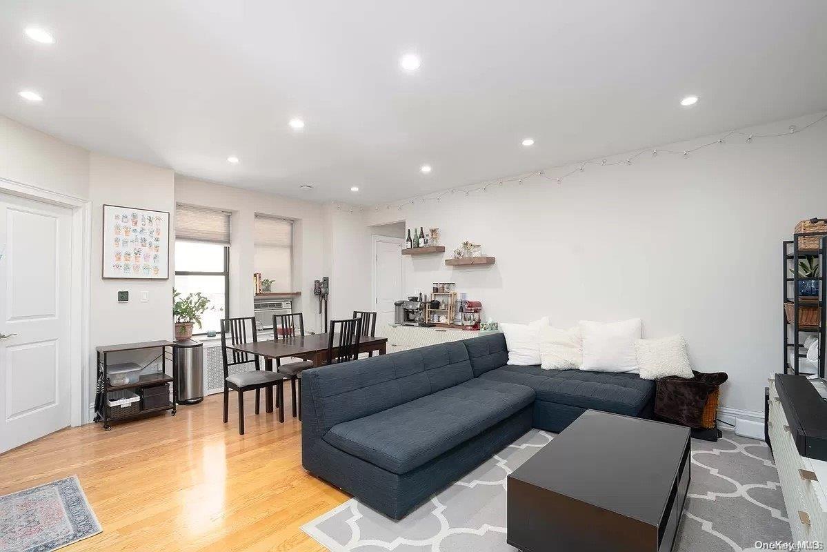 Condo Bennett Avenue  Manhattan, NY 10033, MLS-L3562786-3